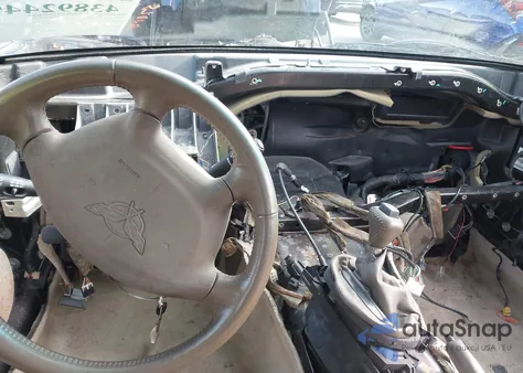 2004 Chevrolet Corvette from USA, damaged, VIN 1G1YY32G245111898